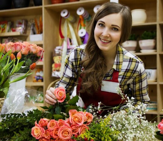 Când au nevoie companiile din România să folosească sisteme software CRM?