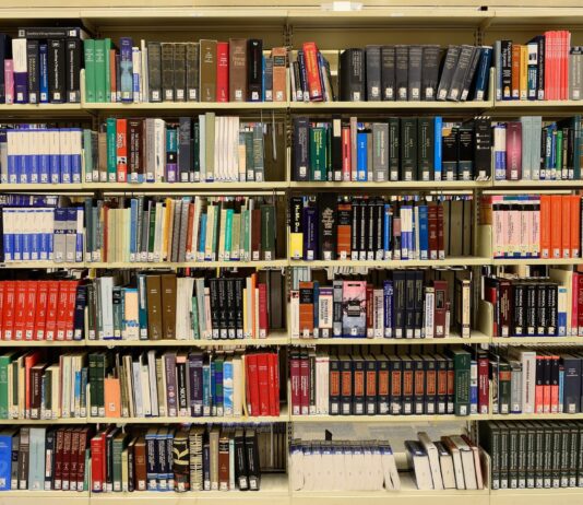 Ce cărți găsim în librării Ce cărți găsim în librării