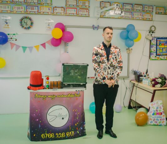 Descoperă Magia Adaptată Fiecărei Petreceri cu Pachetele Speciale S Moments! Un Articol de Magicianul Ioan Sambotin Descoperă Magia Adaptată Fiecărei Petreceri cu Pachetele Speciale S Moments!